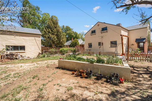 27 Dunsmere Avenue, Pueblo, CO 81004