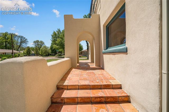 27 Dunsmere Avenue, Pueblo, CO 81004