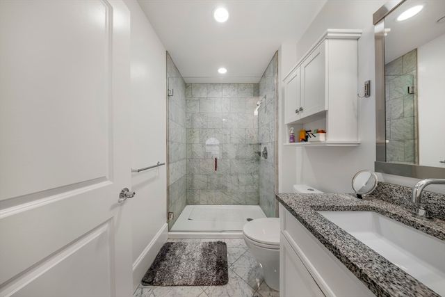 616 E 4th St 301, Boston, MA 02127