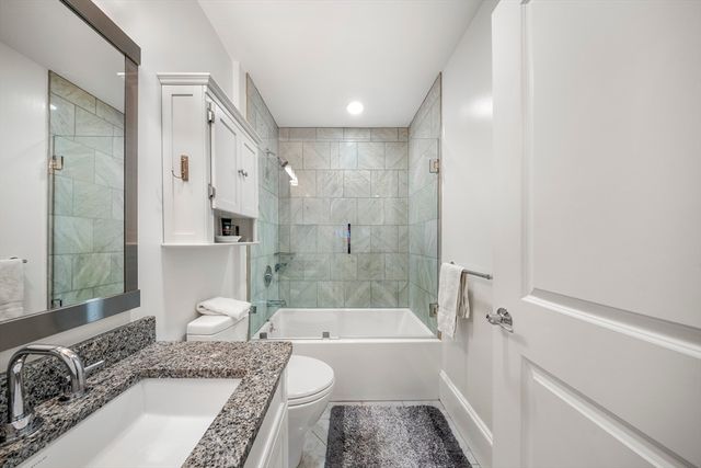 616 E 4th St 301, Boston, MA 02127