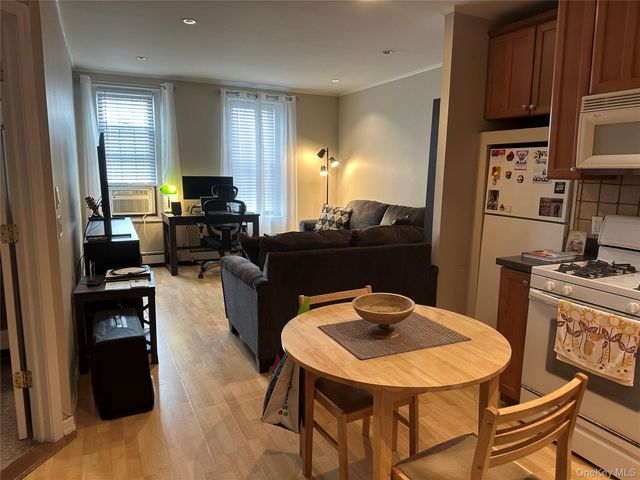 310 Riverside Boulevard 1G, Long Beach, NY 11561