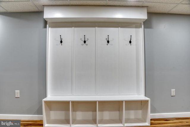 207 N PROSPECT HILL DR, Schaefferstown, PA 17088