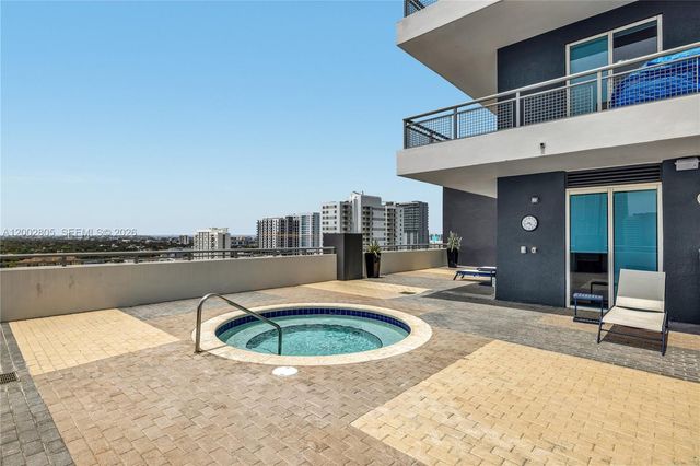 60 SW 13t St 1124, Miami, FL 33130