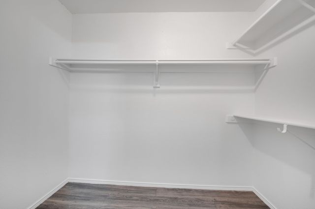 2306 Balvanera Plaza, Dallas, TX 75211