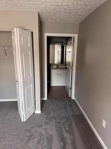 5502 Cypress Chase, Columbus, OH 43228