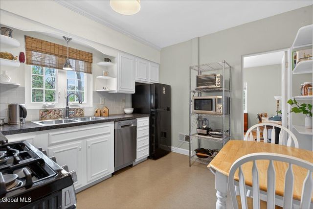 189 Milner Avenue, Albany, NY 12208