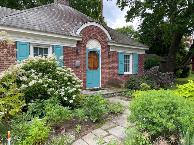 189 Milner Avenue, Albany, NY 12208