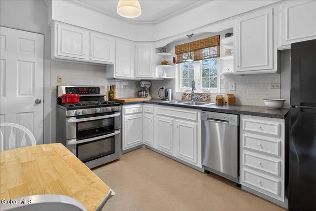 189 Milner Avenue, Albany, NY 12208