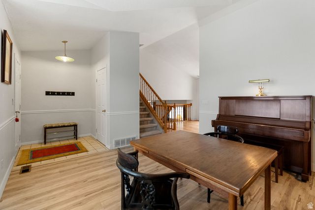 727 S 400 E, Farmington, UT 84025