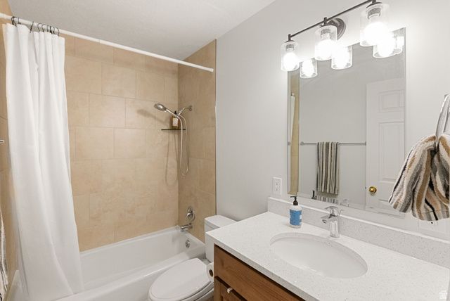 727 S 400 E, Farmington, UT 84025