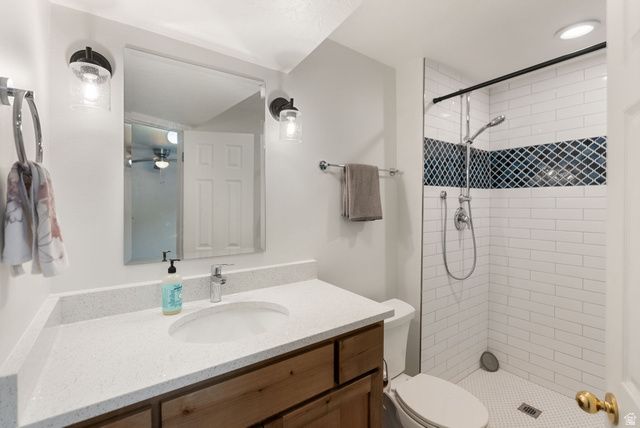 727 S 400 E, Farmington, UT 84025