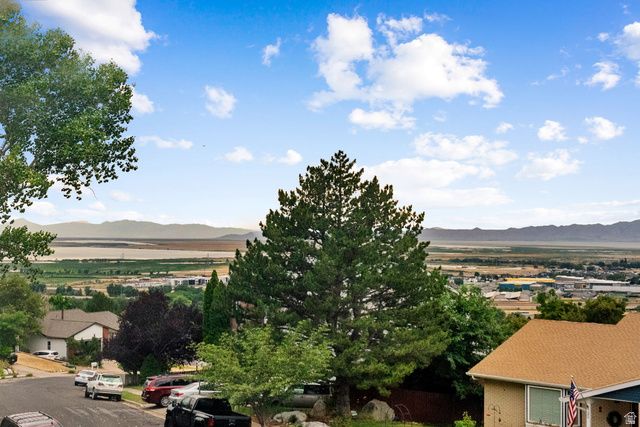 727 S 400 E, Farmington, UT 84025