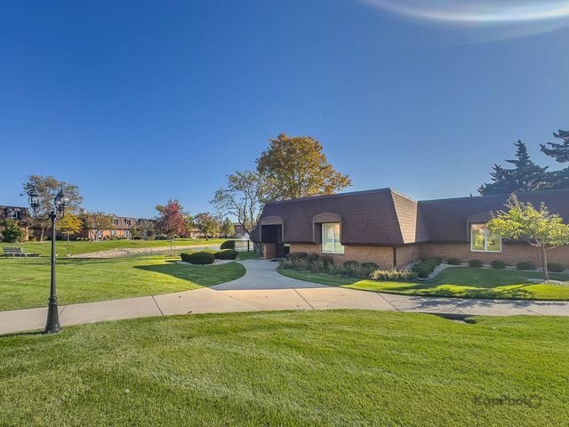 3232 Chestnut Drive, Flossmoor, IL 60422