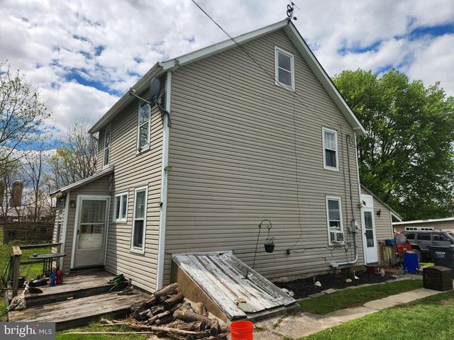 206 WOLFROCK RD, Paradise, PA 17562