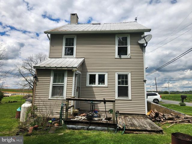 206 WOLFROCK RD, Paradise, PA 17562