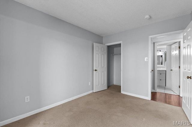 1436 Peacock Lane, St Louis, MO 63144