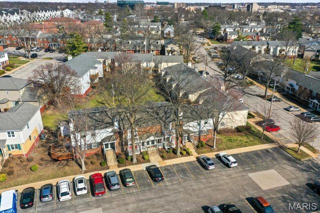 1436 Peacock Lane, St Louis, MO 63144