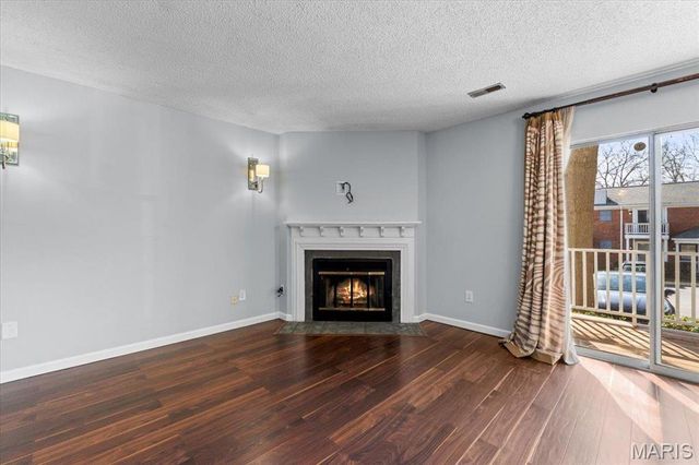 1436 Peacock Lane, St Louis, MO 63144