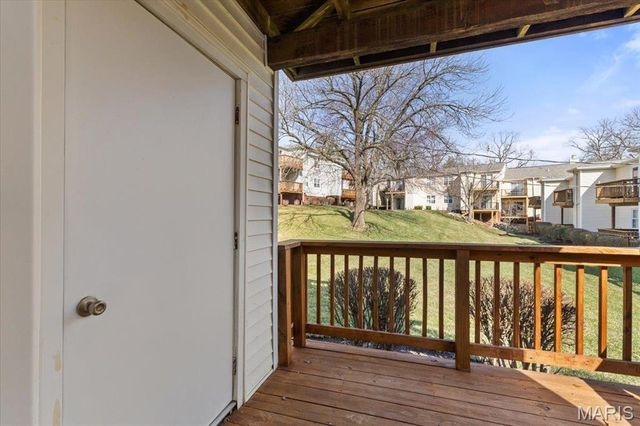 1436 Peacock Lane, St Louis, MO 63144