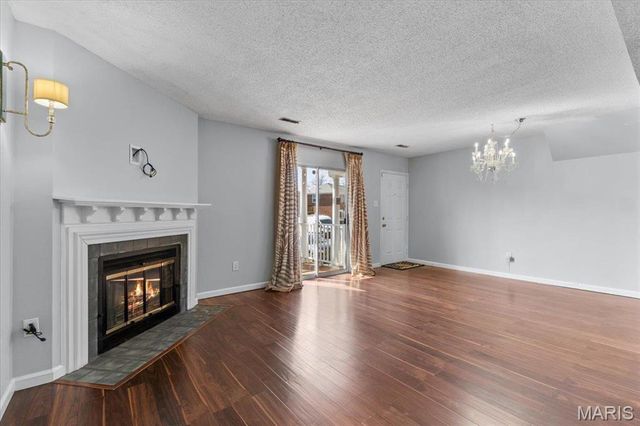 1436 Peacock Lane, St Louis, MO 63144