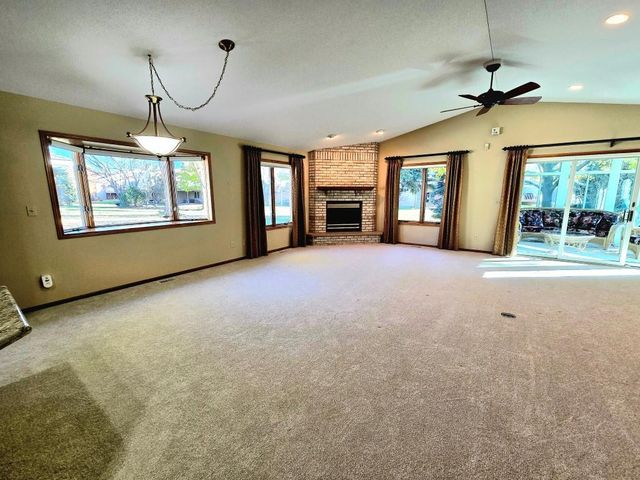 642 Jenisa Drive, Saint Cloud, MN 56301