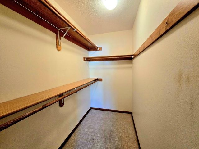 642 Jenisa Drive, Saint Cloud, MN 56301