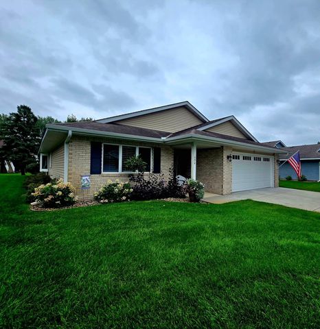 642 Jenisa Drive, Saint Cloud, MN 56301