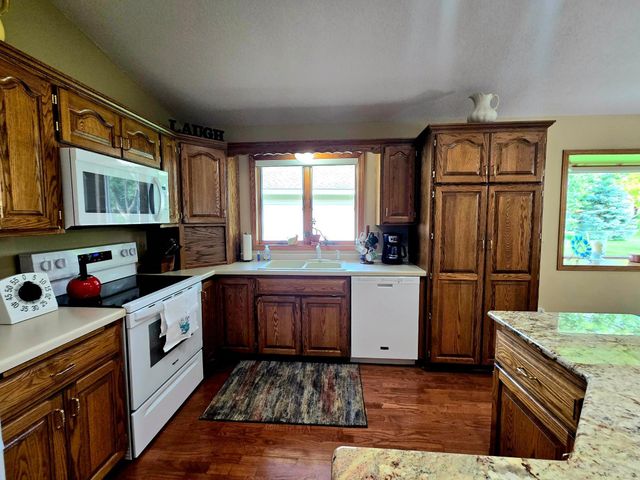 642 Jenisa Drive, Saint Cloud, MN 56301