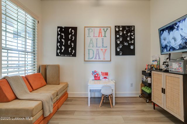 5512 103rd Street, Lubbock, TX 79424