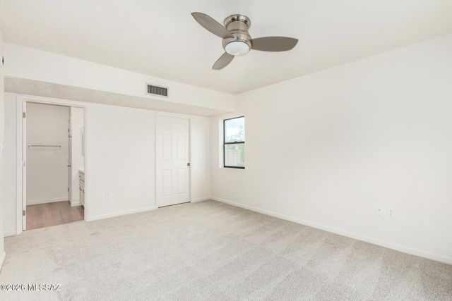 750 W Camino Iturbide, Green Valley, AZ 85622