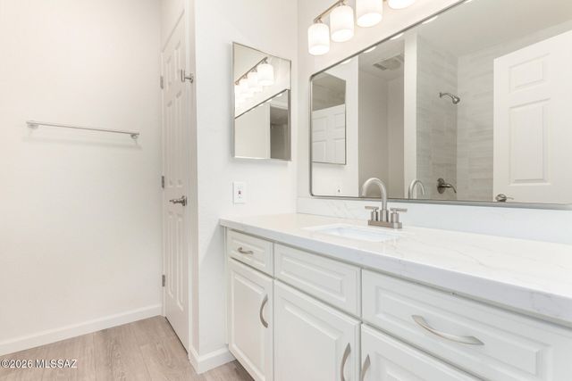 750 W Camino Iturbide, Green Valley, AZ 85622