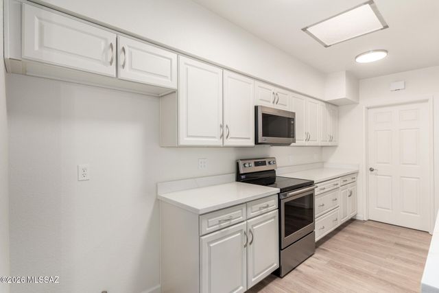 750 W Camino Iturbide, Green Valley, AZ 85622