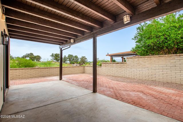 750 W Camino Iturbide, Green Valley, AZ 85622