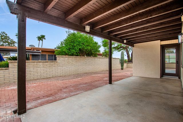 750 W Camino Iturbide, Green Valley, AZ 85622