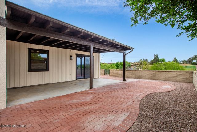 750 W Camino Iturbide, Green Valley, AZ 85622