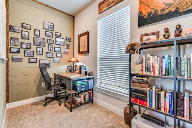 6200 Mcnatt Road, Aubrey, TX 76227