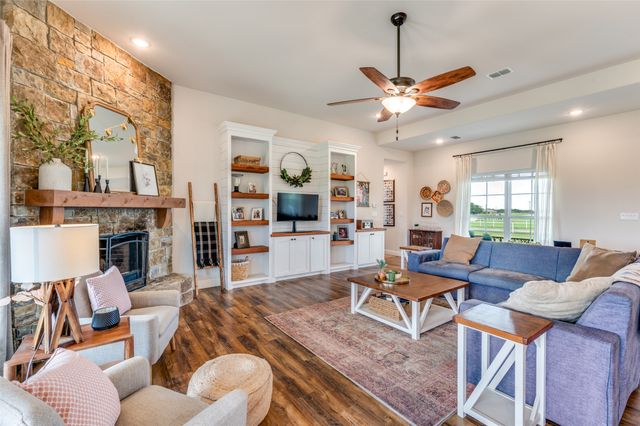 6200 Mcnatt Road, Aubrey, TX 76227