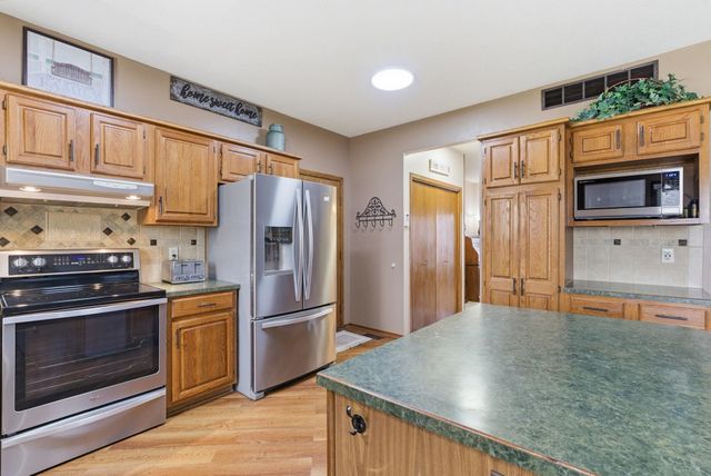 1529 N Chambers Ct, Wichita, KS 67212