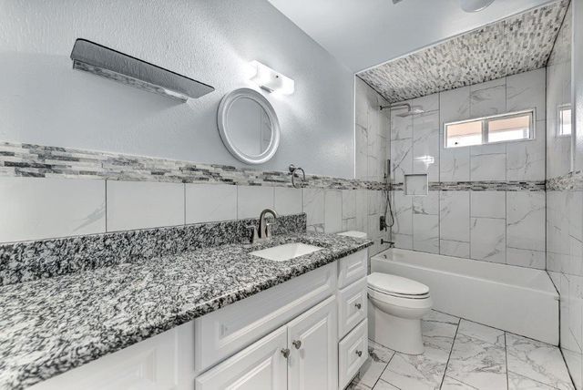 1902 16th Street, Rogers, AR 72758