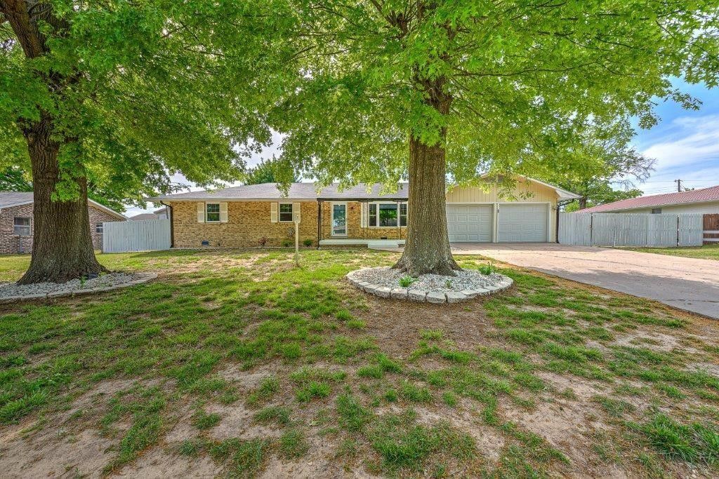 1902 16th Street, Rogers, AR 72758