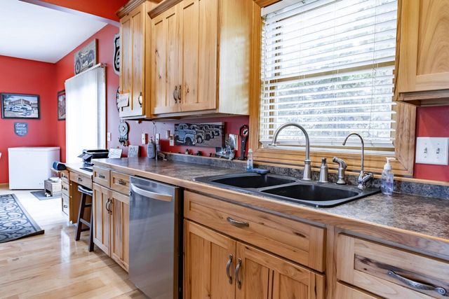 W23903 Swartling ROAD, Trempealeau, WI 54661