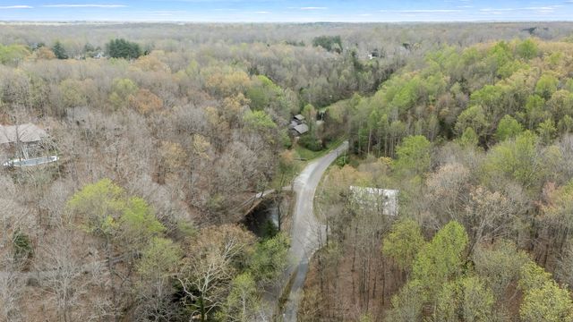 2708 LEDFORD MILL ROAD, Wartrace, TN 37183