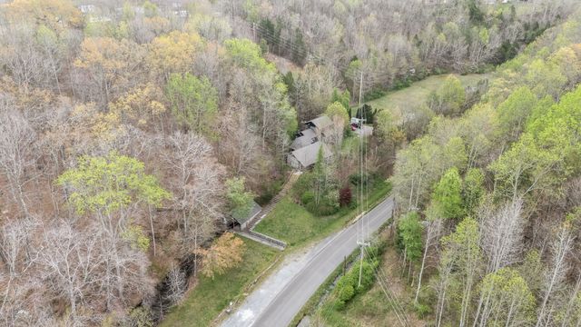 2708 LEDFORD MILL ROAD, Wartrace, TN 37183
