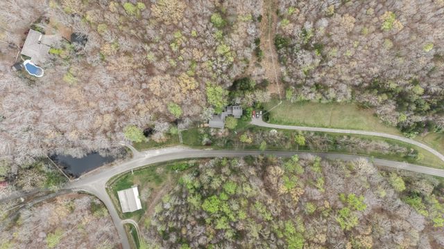 2708 LEDFORD MILL ROAD, Wartrace, TN 37183