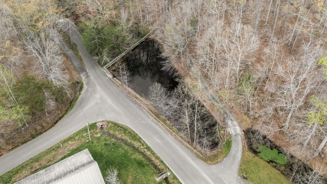 2708 LEDFORD MILL ROAD, Wartrace, TN 37183
