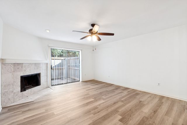 883 Dublin Drive B, Richardson, TX 75080