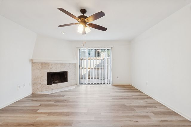 883 Dublin Drive B, Richardson, TX 75080