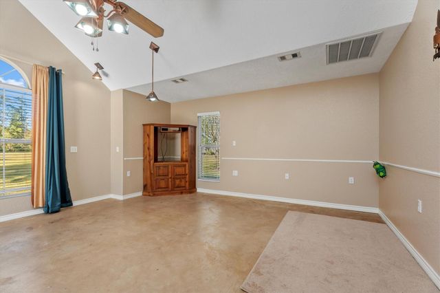 10205 Fostoria Road, Cleveland, TX 77328