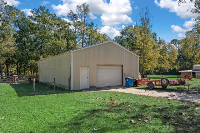 10205 Fostoria Road, Cleveland, TX 77328