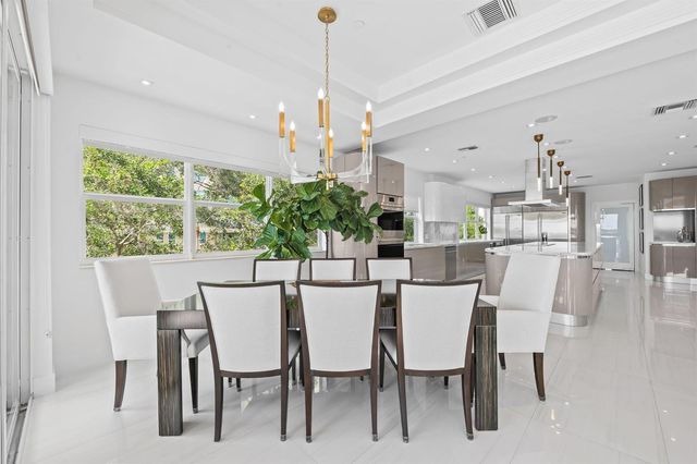 1050 Seminole Drive Phb, Fort Lauderdale, FL 33304